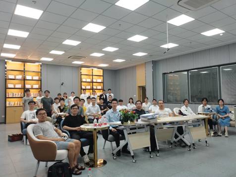 毕业生、指导老师和校外专家合影(四)